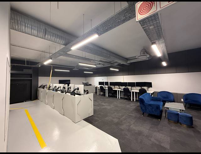 245M² OFFICE TO LET IN GARDENS